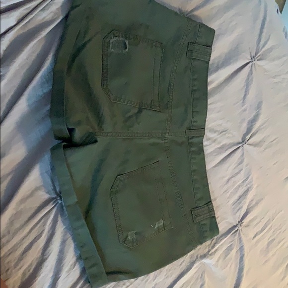 Mid Rise Short - Picture 2 of 3